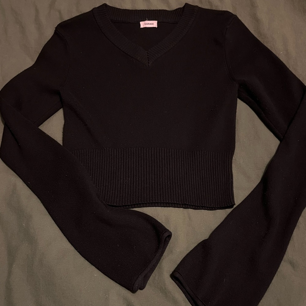 Garage Black v neck top